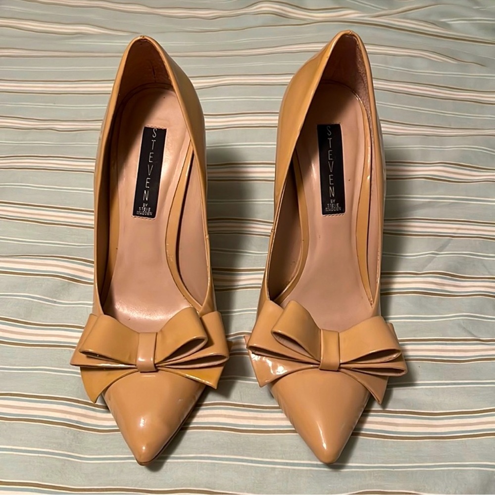 Steve Madden Bow heels